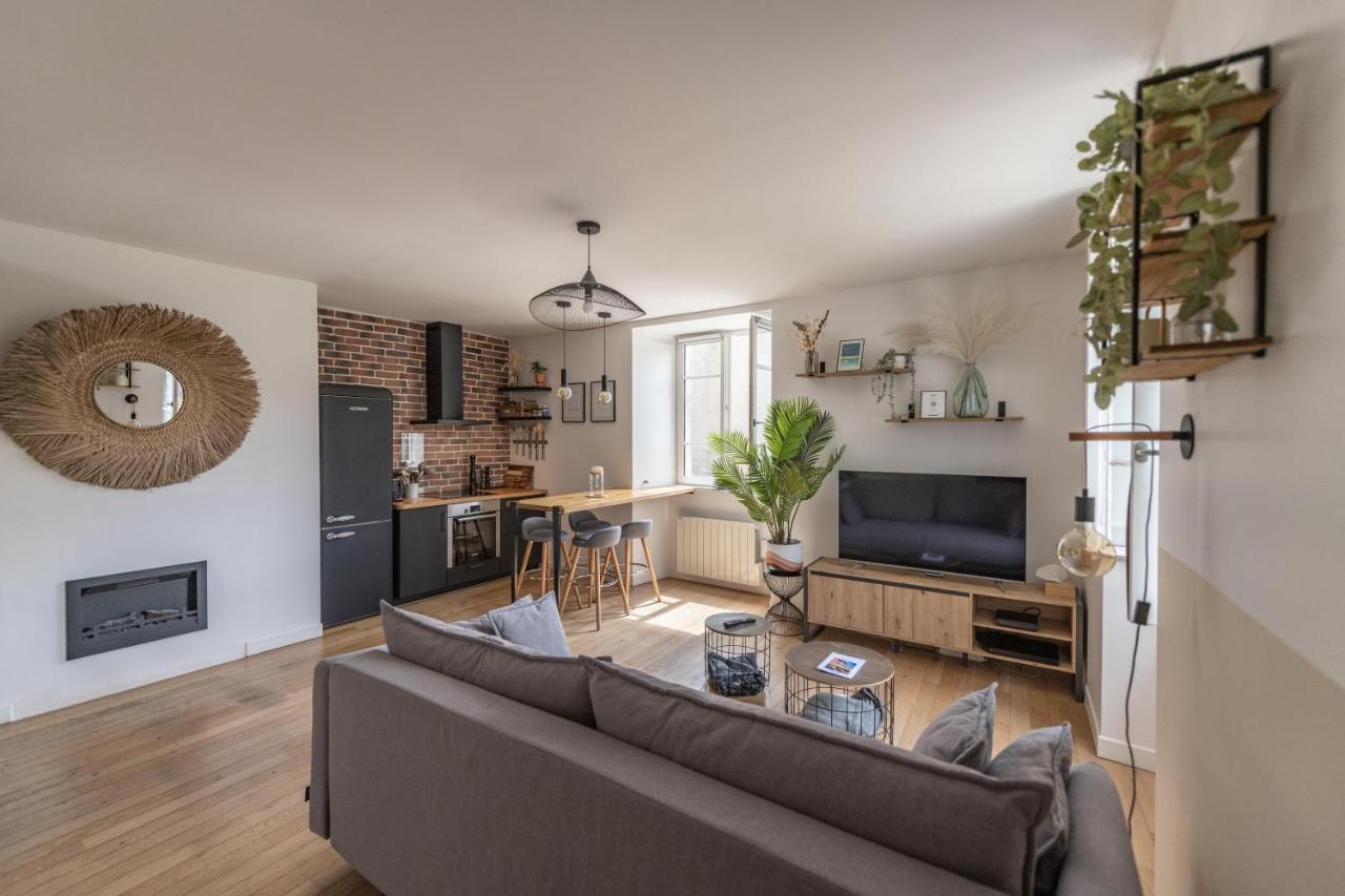 Appartement T2 - Vue Imprenable Sur La Cathedrale Quimper Exteriér fotografie